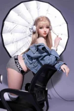 Realistic AI sex dolls for men – Elaine in Jeans outfit